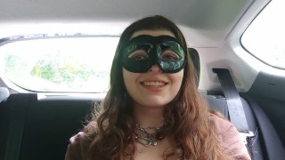 PUBLIC TEEN ORGASM!! 18yo Girl fucks herself in the Car!!