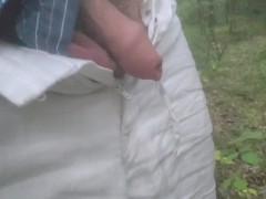 Pissing in Germany next to a car