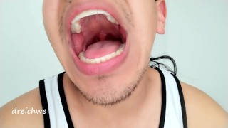 Grote mond uvula fetisj