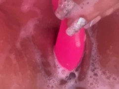 Bubbly fun - Screenshot 4 of 16 - Shower Fuck