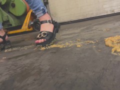 Sandals crushing and squishing! Trailer/Preview! JuliaApril @ onlyfans😈