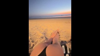 Sexo romántico de amor en la playa - mamada pública - tuga - mais no OnlyFans 💋🔥