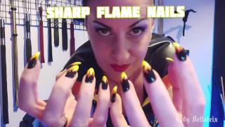 Uñas Flame afiladas - Lady Bellatrix tienta su fetiche de uñas en látex