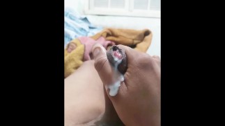 在肚子上射精