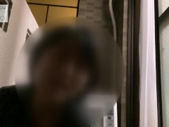 私のオナニーライフ#41深夜のベランダでこっそり噴いちゃいました - Screenshot 2 of 16 - Solo Girl