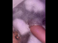 Play with myself (Friday+American Dad+bath=🤤) 7/16