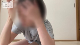 Japanese Schoolgirl Bloomers Masturbating and Peeing