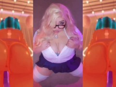 BBW bimbo vtuber and IRL PMV Sucking and being slutty