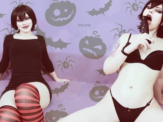 JOI:Mavis Drácula Provoca Você com Seu Corpo Sexy e Pede Para Você Gozar Na Buceta Dela no Halloween