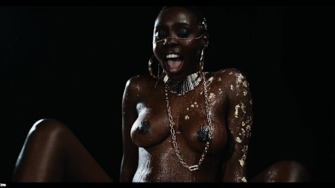 REAL LIFE VORE-Black Goddess Veronica Lealの上に潮吹きし、彼女を飲み込む