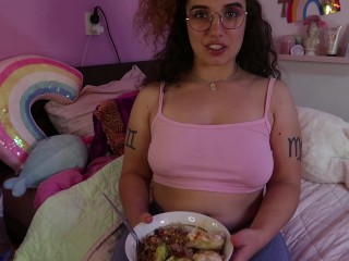 Maria Alive - FEEDEE - At home dinner date training