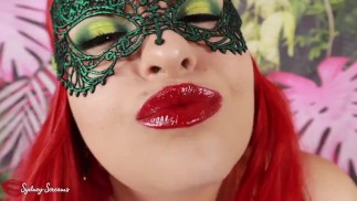 Geküsst von Poison Ivy ft Sydney Screams