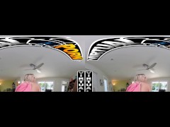 VIRTUAL PORN - Helping Your Stepsister Evelyn Payne Get Ready For Her Exam