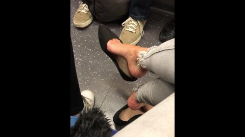 Flats dangling on the tube