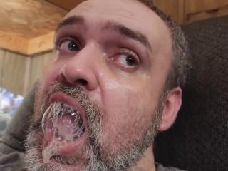 我的生日吃了一口精液