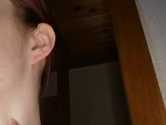 fétichiste des oreilles, admire mes lobes