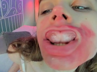 Miss Bam Smearing Lipstick and Shows her Lip Bambii_babee on Chaturbate