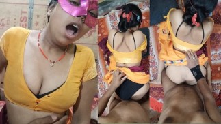 Дези индийская горячая жена секс в горячем желтом сари.