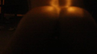 Twerk with anal plug