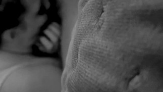 她把所有东西都吃光了