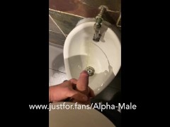 Pissing Video 98