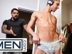 Caught in Panties: Bareback / MEN / Theo Brady