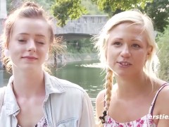 Ersties – Aufregender Berlin-Besuch von Lisa M bei Gabi