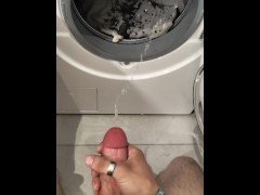 Want to cum but can't hold pee