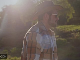Deeper. Naughty cowgirl Anna Claire devours two hard cocks screenshot number 1