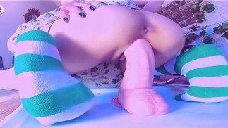 掀裙马拉松 - 粗鸡巴 - 扩张的阴户