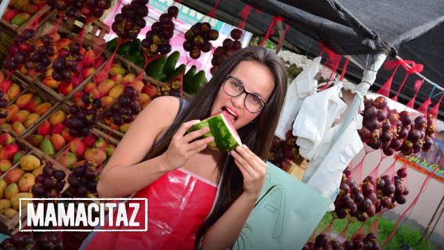 Hot Colombiana Jenifer Valencia Picked Up & POV Style Fucked By Big Cock - CARNE DEL MERCADO