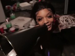 Rubbing wet pussy clit to clit - Screenshot 1 of 16 - Ebony