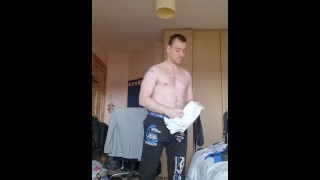 LongJohn0Hara changing into his gym wear