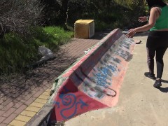 Pute Algerienne montre sa zone de travail dans la banlieue de Marseille