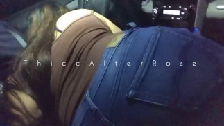 大学荡妇汽车口交