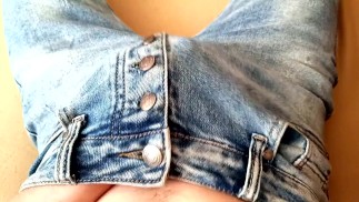 Cum onto my buttoned blue fretted jeans on a boring afternoon 🥱🍌💧