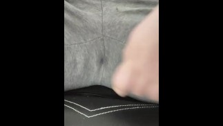 试图在工作时浸泡我的汗水，从周一开始的第一次尝试