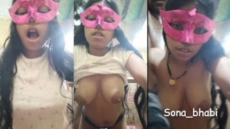 Горячий индийский трах в жопу Возбужденную девушку трахнули в постели х порно видео