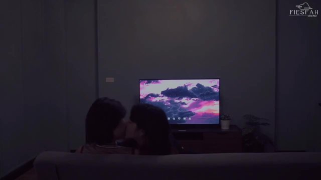 Real sex lesbian couple kissing and licking pussy