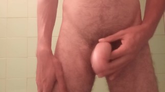 Мастурбирую и тру свой пенис о твое лицо