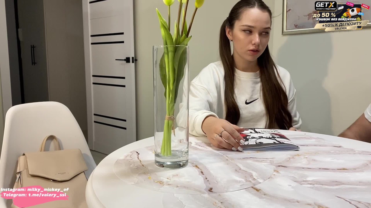 O Meio-irmão Ajudava-me com a Matemática e Ejaculava no Meu Cuzinho  Apertado. - Pornhub.com