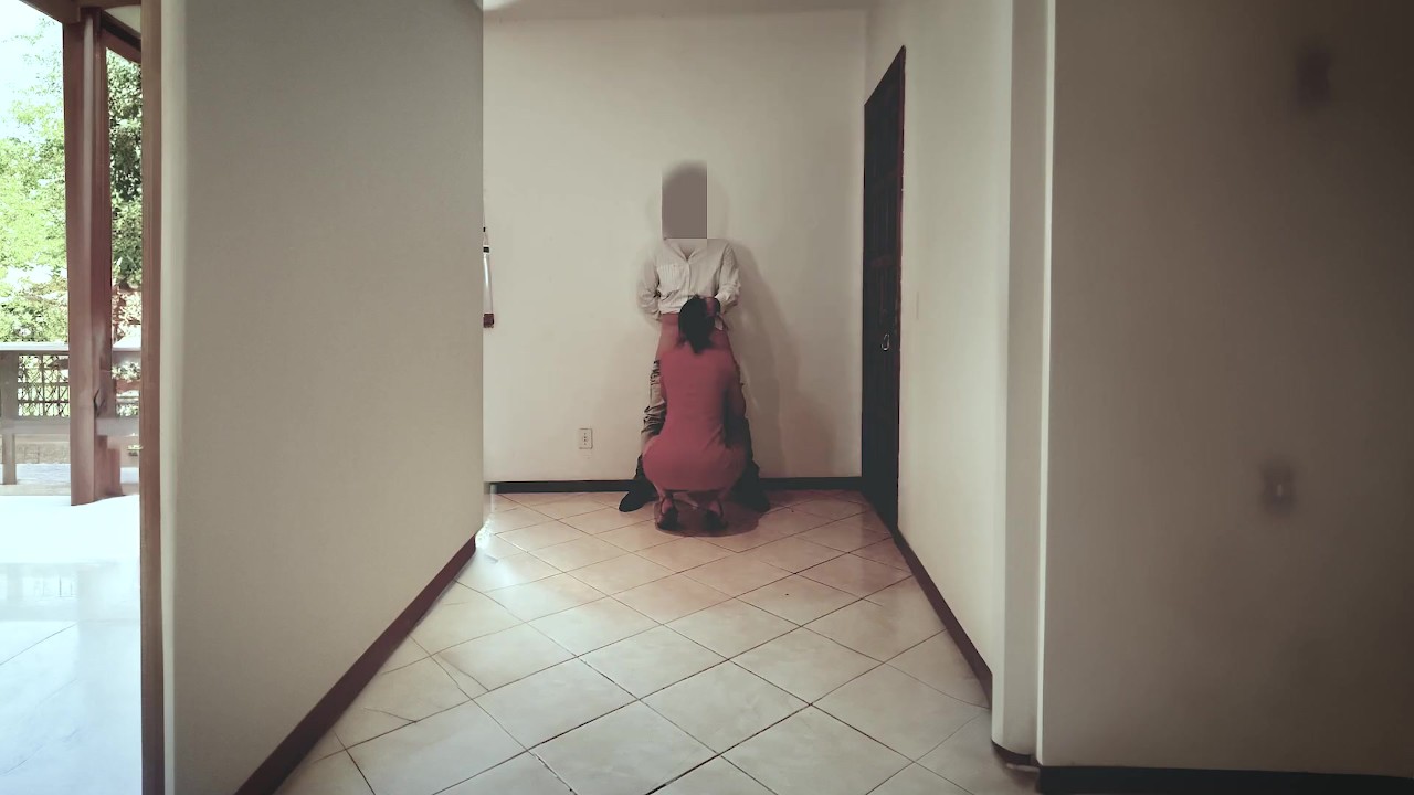 Marido Flagra Esposa Mamando Outro. - Pornhub.com