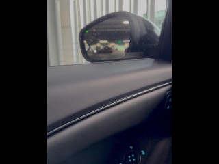 Hidden Wanking in Car with Cumshot 🚗 💦
