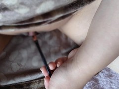 「クリトリス変態になるっ♥️」筆でクリトリスオナニーしたら淫語が止まらない日本人女性。 - Screenshot 11 of 16 - クリトリス オナニー