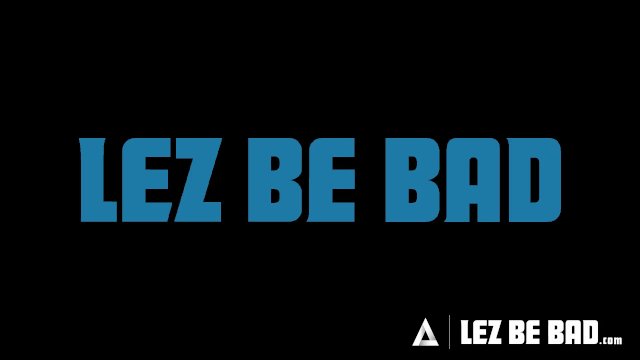 LEZ BE BAD - Locked Outside Naked, Gizelle Blanco Has Hard Strap-On Sex With Neighbor Blake Blossom - Blake Blossom, Gizelle Blanco
