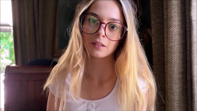 与小继妹一起玩秘密游戏 - Molly little - 家庭治疗 - 亚历克斯·亚当斯