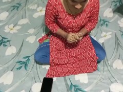 अकेली भाभी ने पड़ोसी रवि को बुलाया और खुद को डॉगी स्टाइल में चोदा, देसी सेक्स वीडियो हिंदी ऑडियो - Screenshot 1 of 16 - Doggy Style
