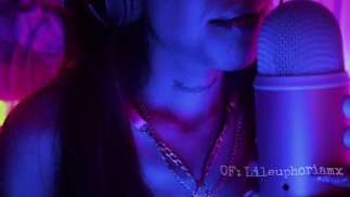 RELATO #9 Encuentro lésbico en la oficina