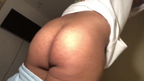 Does someone wants to fuck my big ass?