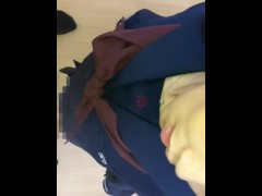 セーラー服の黒髪美女に手コキザーメンぶっかけ 8/16